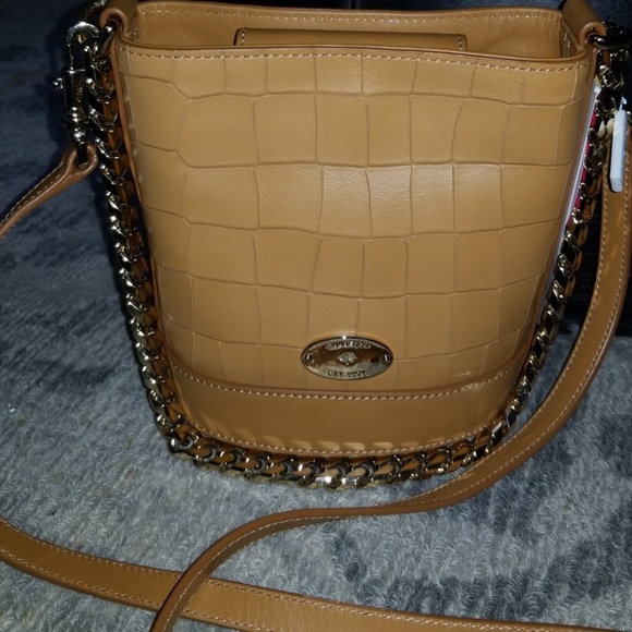 Mulberry's 'Jamie ' Mini Bucket Bag - Picture 2 of 5